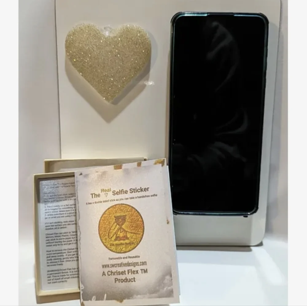 Large Heart Selfie Sticker